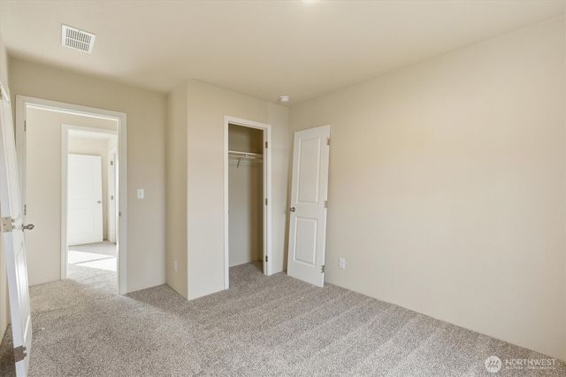 601 Helton Street, Castle Rock, WA 98611