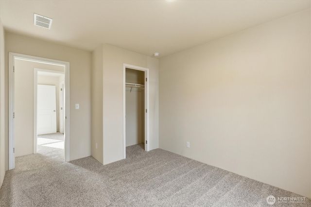 601 Helton Street, Castle Rock, WA 98611