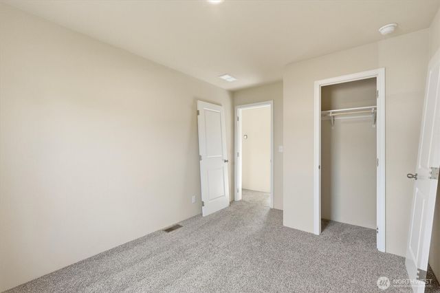 601 Helton Street, Castle Rock, WA 98611