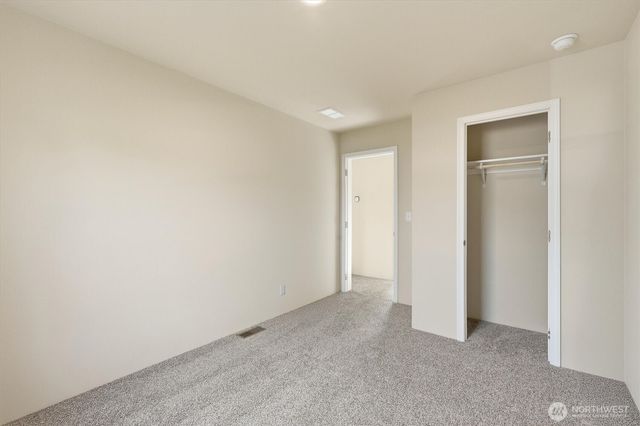 601 Helton Street, Castle Rock, WA 98611