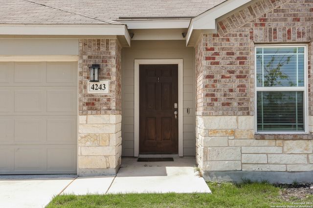 4243 W Vasquez Cir, Converse, TX 78109