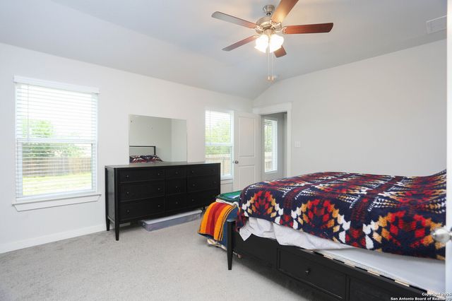 4243 W Vasquez Cir, Converse, TX 78109