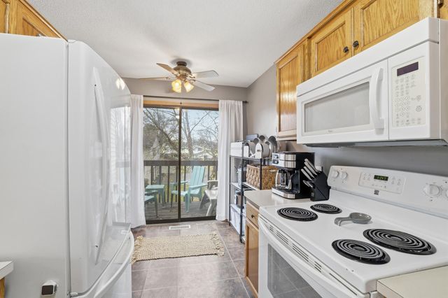 4289 Centerville Road, Vadnais Heights, MN 55127