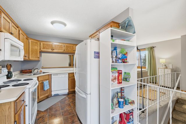 4289 Centerville Road, Vadnais Heights, MN 55127