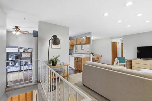 4289 Centerville Road, Vadnais Heights, MN 55127