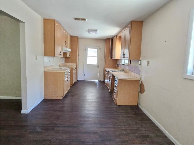 8090 E ROUND LAKE LOOP, Floral City, FL 34436