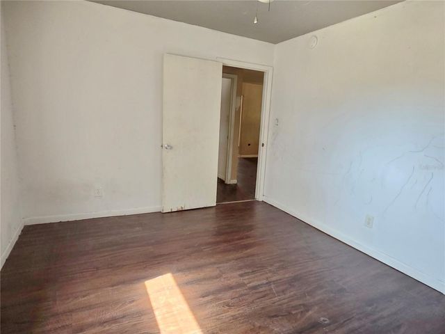 8090 E ROUND LAKE LOOP, Floral City, FL 34436