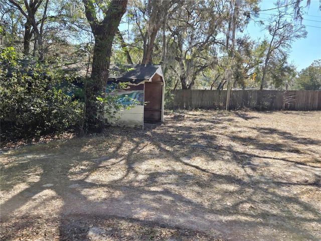 8090 E ROUND LAKE LOOP, Floral City, FL 34436