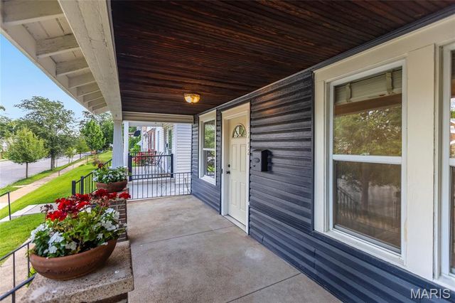 3472 Macklind Avenue, St Louis, MO 63139