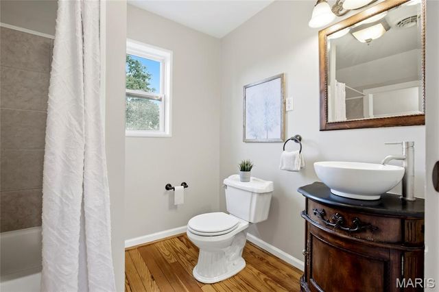 3472 Macklind Avenue, St Louis, MO 63139