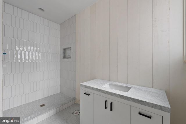 3173 20TH STREET, Arlington, VA 22201
