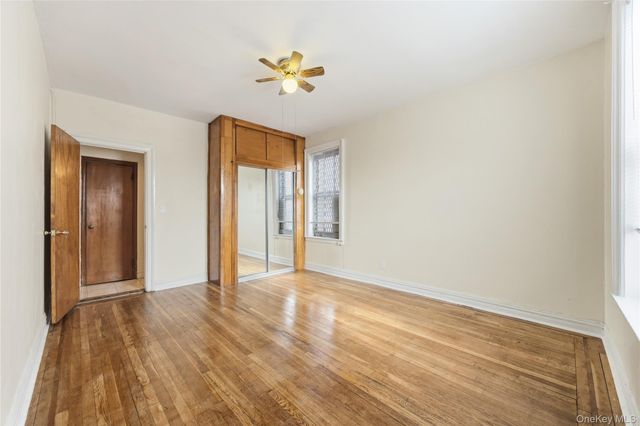 2922 Barnes Avenue 5L, Bronx, NY 10467