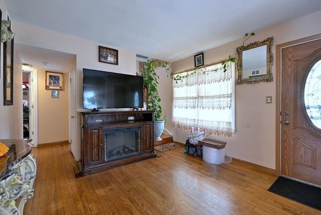 236 E Armitage Avenue, Northlake, IL 60164