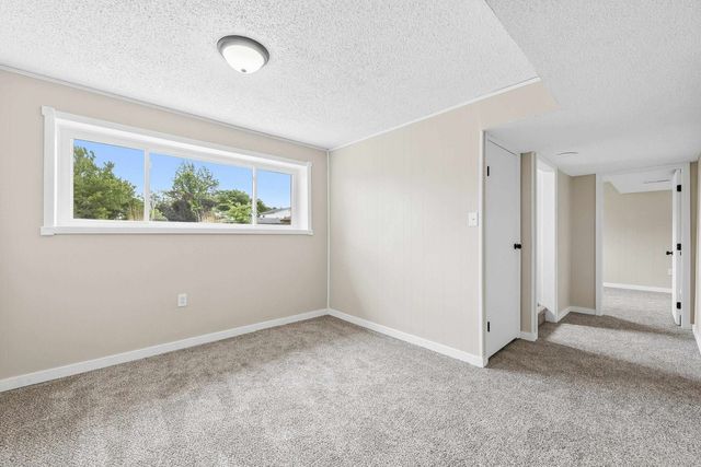 2935 S Richmond Ave, Wichita, KS 67217