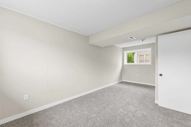 2935 S Richmond Ave, Wichita, KS 67217