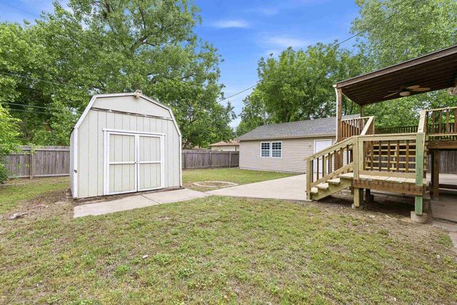 2935 S Richmond Ave, Wichita, KS 67217