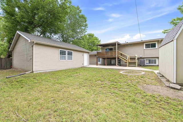 2935 S Richmond Ave, Wichita, KS 67217