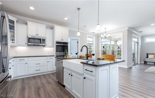 4304 Evergreen Court 61, North Canton, OH 44720