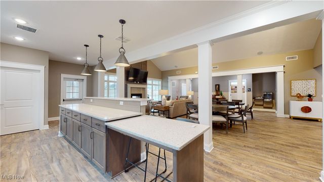 4304 Evergreen Court 61, North Canton, OH 44720