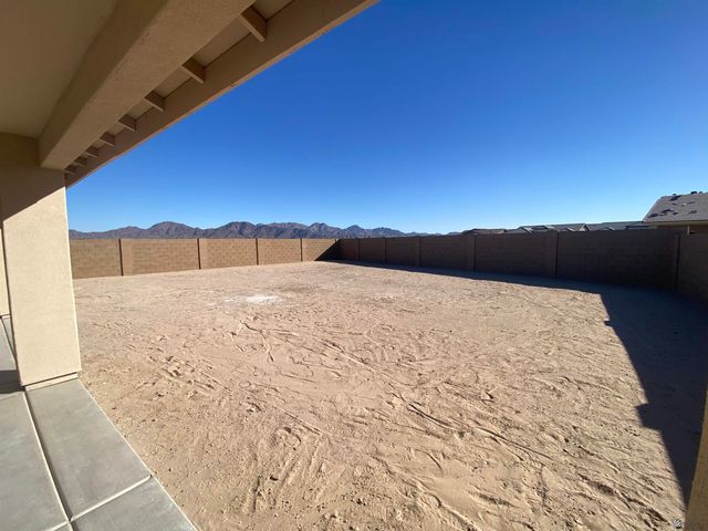 12673 S 50 Dr, Yuma, AZ 85367