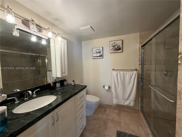 5077 NW 7th Street 1202, Miami, FL 33126
