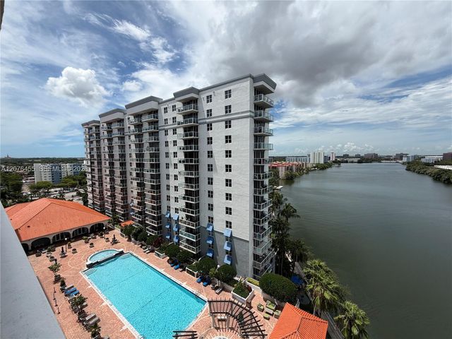 5077 NW 7th Street 1202, Miami, FL 33126