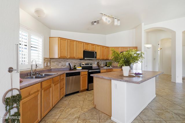 4441 E COTTONWOOD Lane, Phoenix, AZ 85048