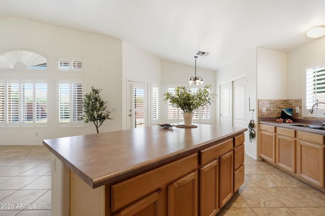 4441 E COTTONWOOD Lane, Phoenix, AZ 85048