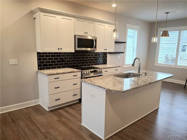 113 Thompson Lane, Canandaigua City, NY 14424