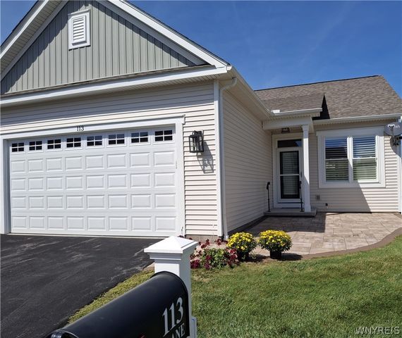 113 Thompson Lane, Canandaigua City, NY 14424