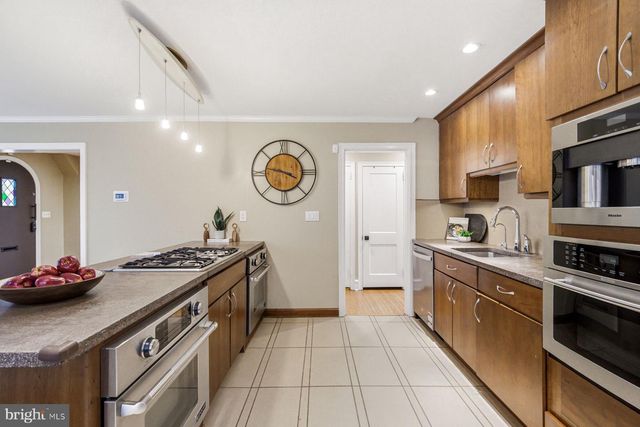 111 E DARTMOUTH RD, Bala Cynwyd, PA 19004