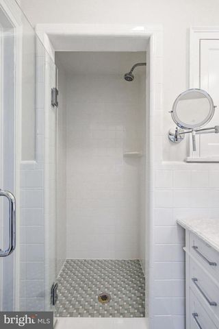 111 E DARTMOUTH RD, Bala Cynwyd, PA 19004