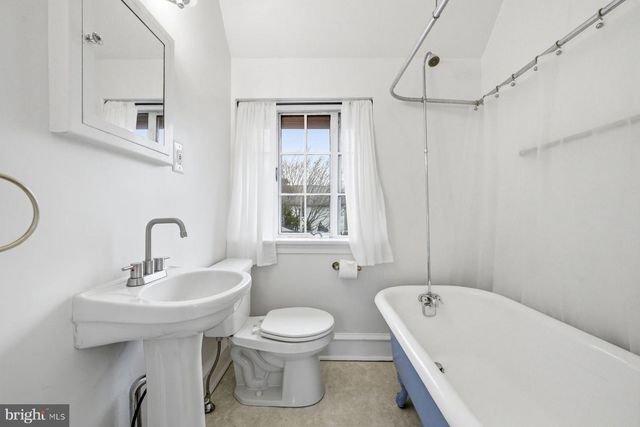 111 E DARTMOUTH RD, Bala Cynwyd, PA 19004