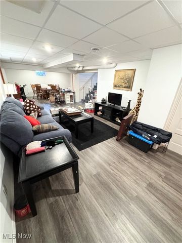 2632 Chestnut Street, Steubenville, OH 43932