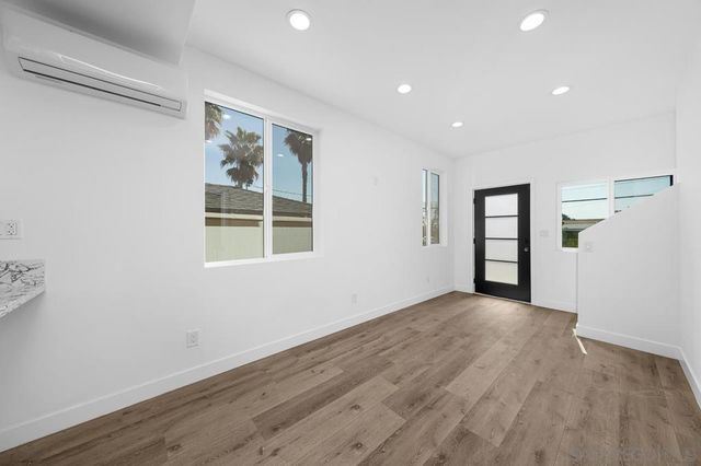 4128 32 Thorn St, San Diego, CA 92105