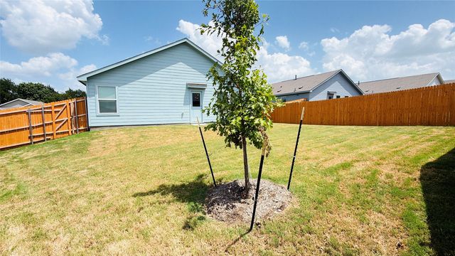 234 Hidden Meadows Drive, Sherman, TX 75092