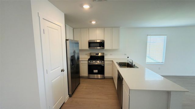 234 Hidden Meadows Drive, Sherman, TX 75092
