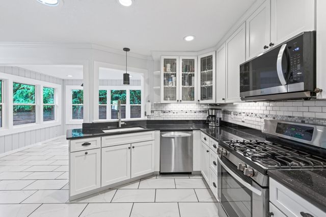 1417 Stickney Avenue, South Saint Paul, MN 55075