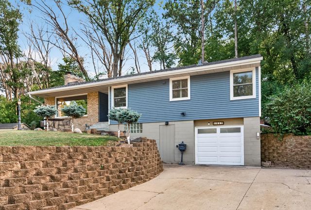 1417 Stickney Avenue, South Saint Paul, MN 55075