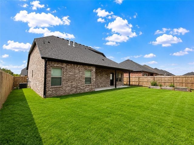 7204 SW High Meadow Boulevard, Bentonville, AR 72713