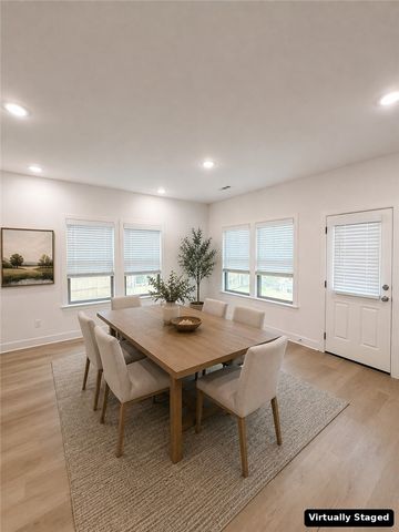 7204 SW High Meadow Boulevard, Bentonville, AR 72713