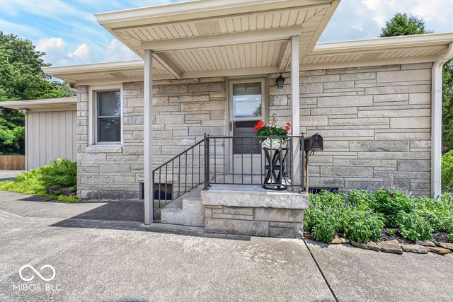 1620 Southview Drive, Indianapolis, IN 46227