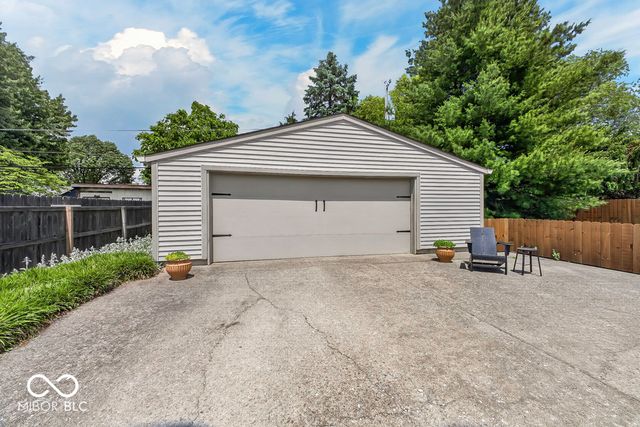 1620 Southview Drive, Indianapolis, IN 46227