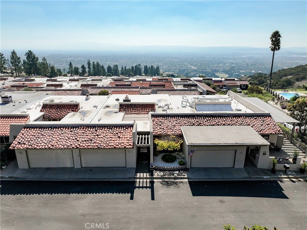 892 W Highpoint, Claremont, CA 91711