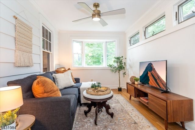 38 Burroughs Way, Maplewood Twp., NJ 07040