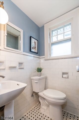 38 Burroughs Way, Maplewood Twp., NJ 07040