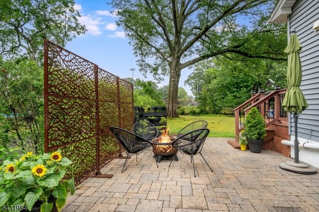 38 Burroughs Way, Maplewood Twp., NJ 07040