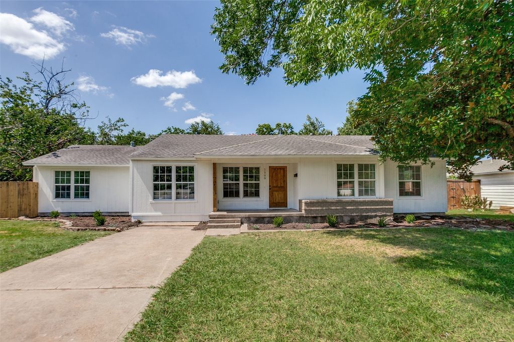 1509 Jo Ann Drive, Garland, TX 75042