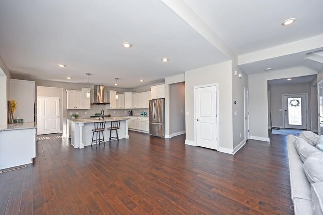 4293 Highland Green Drive, Mason, OH 45040