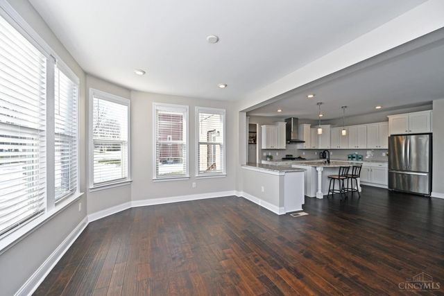 4293 Highland Green Drive, Mason, OH 45040